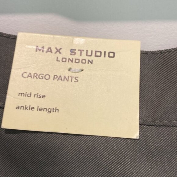 Max Studio Plus Size Soft Twill Ankle Cargo Pants Size 3X - Picture 8 of 16